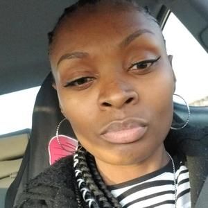 Meet your Posher, Iesha